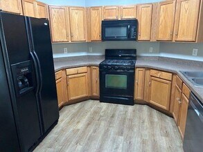 2205 Baker Carter Dr in Loganville, GA - Building Photo - Building Photo