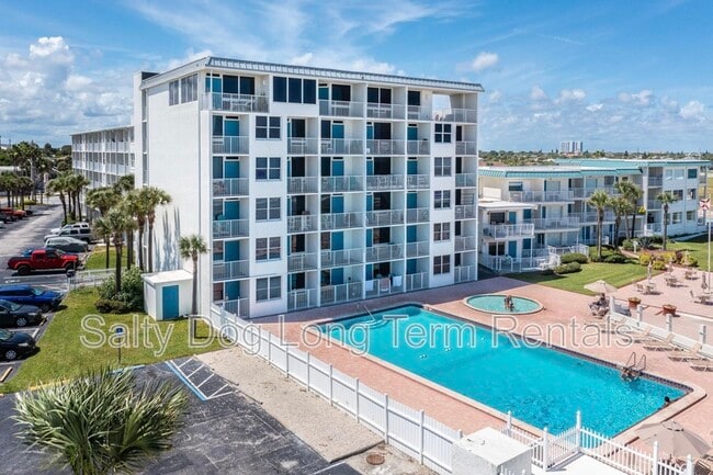 935 S Atlantic Ave in Daytona Beach, FL - Building Photo - Building Photo