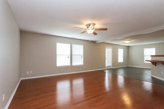 7848 Caraway Pl in Indianapolis, IN - Foto de edificio - Building Photo