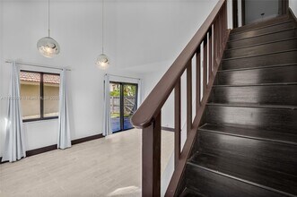 11335 SW 74th Ln in Miami, FL - Building Photo - Building Photo