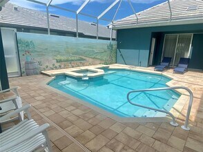 16 Gulf Manor Dr in Venice, FL - Building Photo - Building Photo