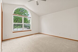 13-13 Redtail Ct in Coralville, IA - Building Photo - Building Photo