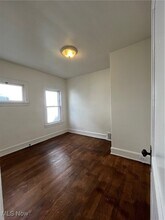 2683 Hampshire Rd in Cleveland Heights, OH - Building Photo - Building Photo