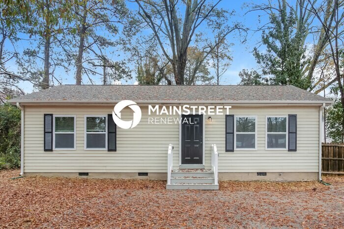 2310 Rama Rd in Charlotte, NC - Building Photo