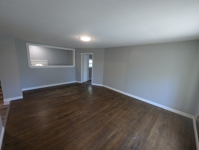 10203 Hobkirk Dr in St. Louis, MO - Building Photo - Building Photo