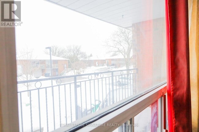 35 Jellicoe Crescent in Brampton, ON - Building Photo - Building Photo