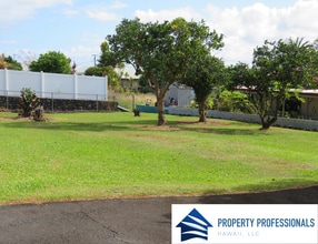 243 Palua Loop in Hilo, HI - Building Photo - Building Photo