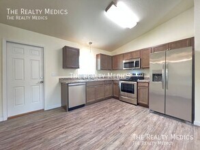 5434 NW 6th Pl in Ocala, FL - Building Photo - Building Photo