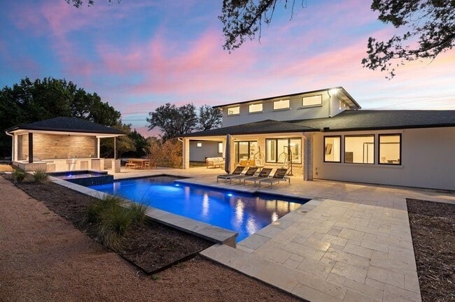 property at 703 Cottonwood Creek Dr