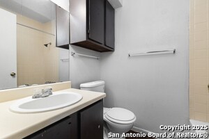 5827 Shadow Glen in San Antonio, TX - Building Photo - Building Photo