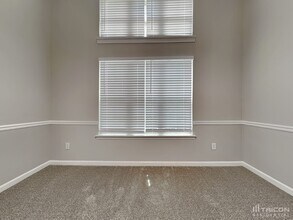 4124 Waters End Ln in Snellville, GA - Foto de edificio - Building Photo