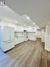 10 Nuttall St in Brampton, ON - Building Photo - Building Photo