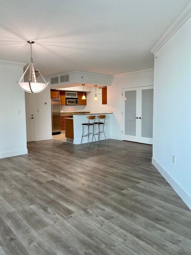 9055 SW 73rd Ct, Unit 1709 in Miami, FL - Foto de edificio - Building Photo