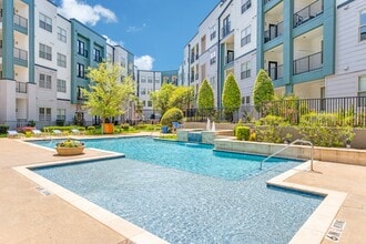 Haven Lake Highlands in Dallas, TX - Foto de edificio - Building Photo