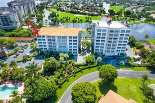 14817 Laguna Dr in Ft. Myers, FL - Building Photo