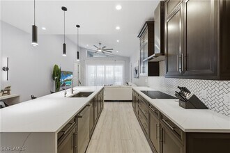 711 91st Ave N in Naples, FL - Building Photo - Building Photo