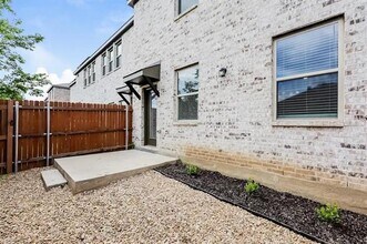 740 Bonnet Trl in Arlington, TX - Building Photo - Building Photo