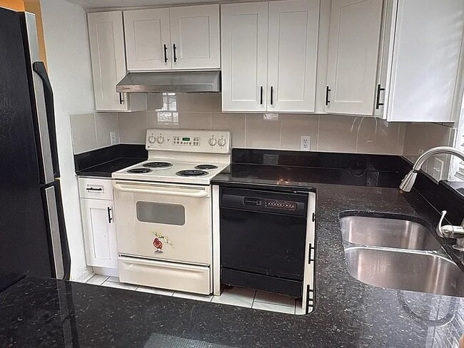 property at 1082 Old S Dr