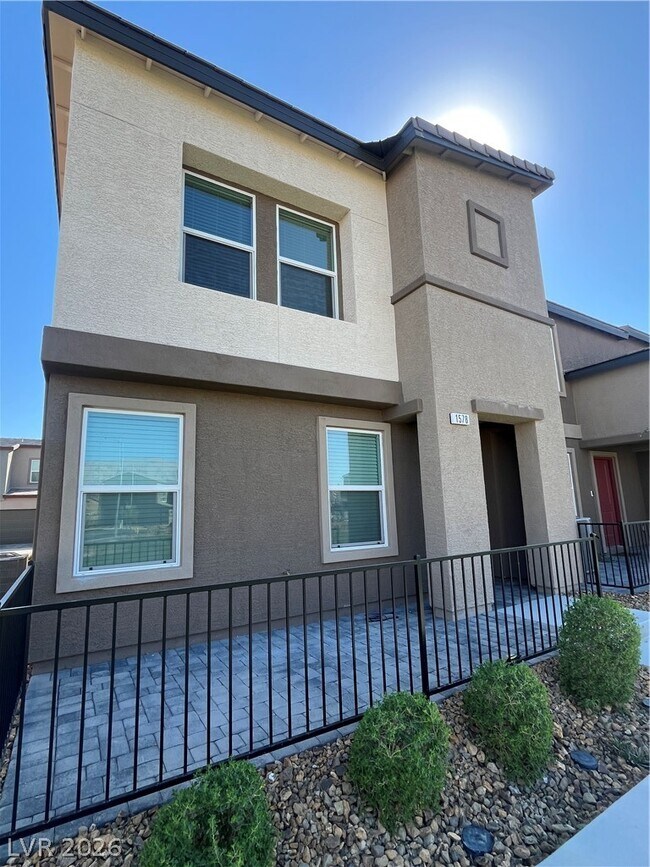 1578 Dom River Dr in North Las Vegas, NV - Building Photo - Building Photo