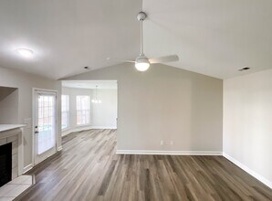 7305 Rosehall Dr in Charlotte, NC - Building Photo - Building Photo