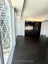 121-1121 St Patrick St in Toronto, ON - Building Photo - Building Photo