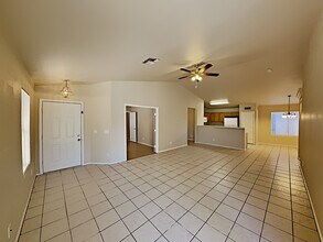 12710 W Via Camille in El Mirage, AZ - Foto de edificio - Building Photo