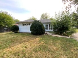 1405 Chandler St in Danville, IL - Building Photo