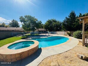 42636 Roadrunner Way in Lancaster, CA - Building Photo - Building Photo
