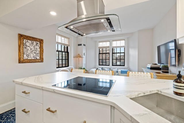 15 River St, Unit 603