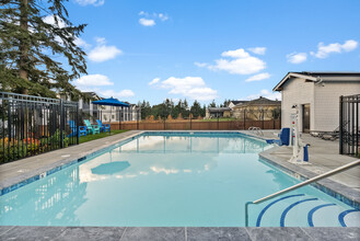 Pottery Creek Apartments in Port Orchard, WA - Building Photo - Building Photo