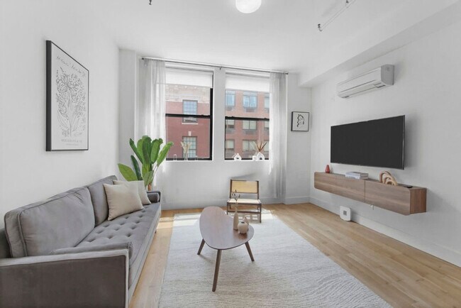 517 W 45th St in New York, NY - Building Photo - Building Photo