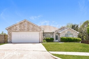 106 Drake Ln in Garland, TX - Building Photo