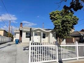 314 S 8th St in Alhambra, CA - Building Photo