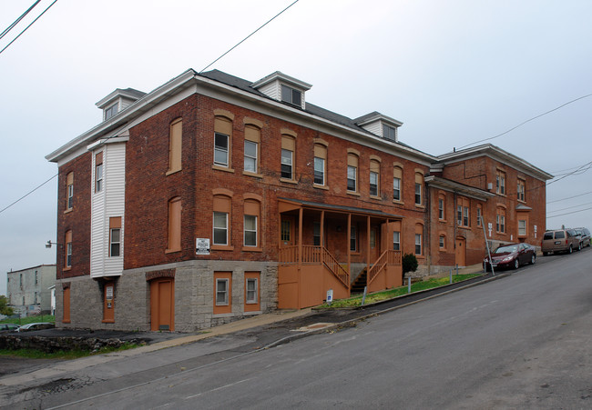 401 Prospect Ave in Syracuse, NY - Building Photo - Building Photo