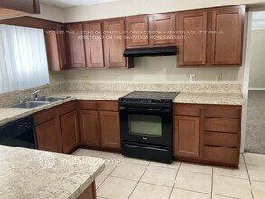 3561 Lawrence Rd in Orange Park, FL - Building Photo - Building Photo