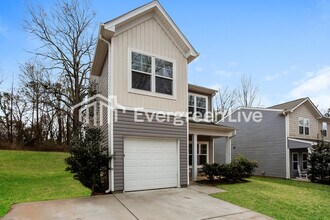 331 Bell St in Mooresville, NC - Building Photo - Building Photo