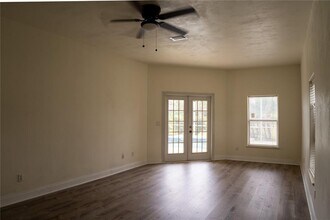 6063 Sabal Hammock Cir in Port Orange, FL - Building Photo - Building Photo
