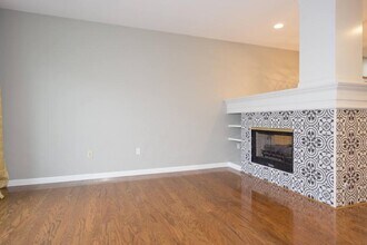 9223 122nd Ct NE in Kirkland, WA - Building Photo - Building Photo