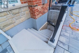 3 Sivyer Crescent in Ajax, ON - Building Photo - Building Photo