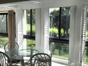 1731 Presidential Way in West Palm Beach, FL - Building Photo - Building Photo