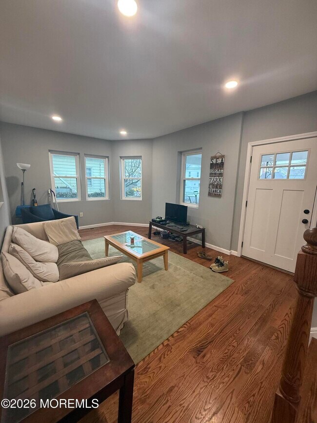 591 Vernon St in Long Branch, NJ - Building Photo - Building Photo