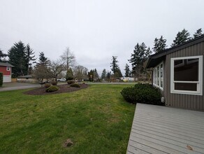 3605 Olympiad Dr in Port Orchard, WA - Building Photo - Building Photo