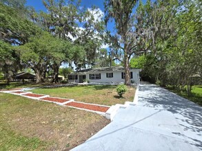 2827 SE 2nd St in Ocala, FL - Building Photo - Building Photo