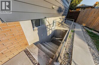 19 Elm Ridge Dr in Kitchener, ON - Building Photo - Building Photo