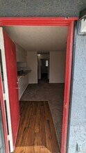 4930 E Owens Ave-Unit -D in Las Vegas, NV - Building Photo - Building Photo