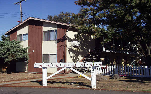 4801 Orange Grove Ave in Sacramento, CA - Building Photo - Building Photo