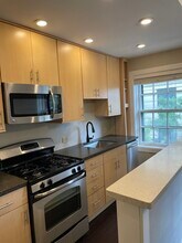 400 W Deming Pl in Chicago, IL - Building Photo - Building Photo