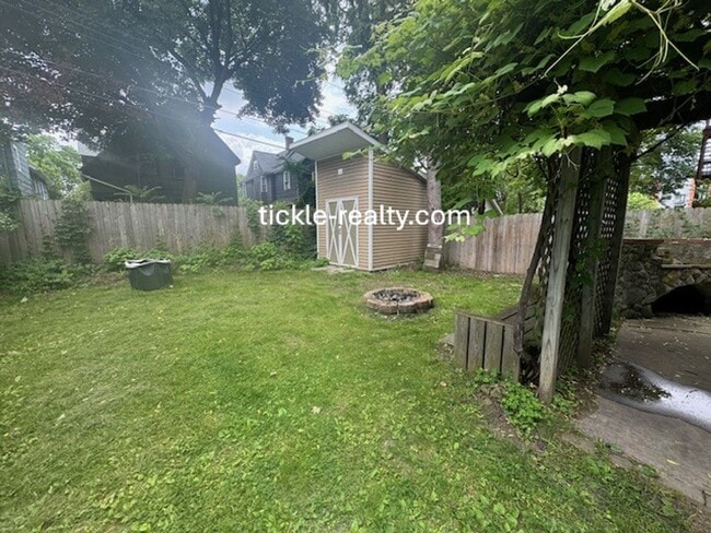 64 Edmonds St in Rochester, NY - Building Photo - Building Photo