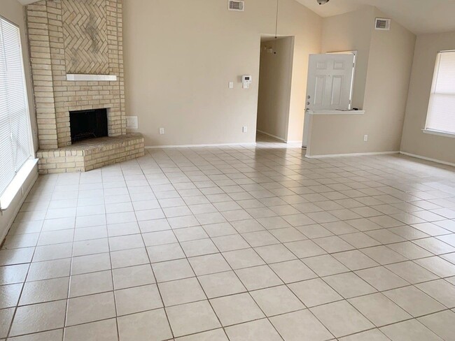 7435 Misty Morning Dr in Humble, TX - Building Photo - Building Photo