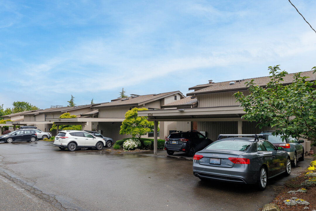 EMERSON VISTA CONDOMINIUM in Seattle, WA - Building Photo